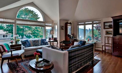 Living room view on 14 Clarendon, Gloucester, MA 01930